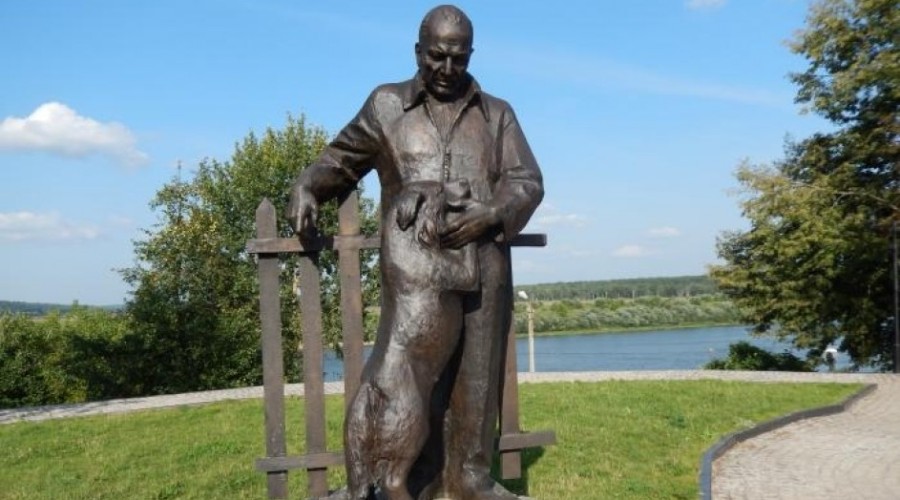 Памятник К. Г. Паустовскому