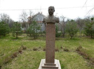 Бюст И. В. Цветаеву